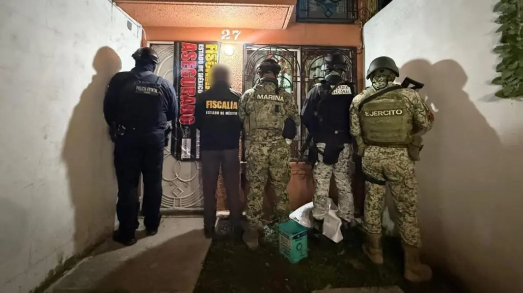 Tres detenidos y 60 inmuebles recuperados en operativo contra invasiones en Ecatepec
