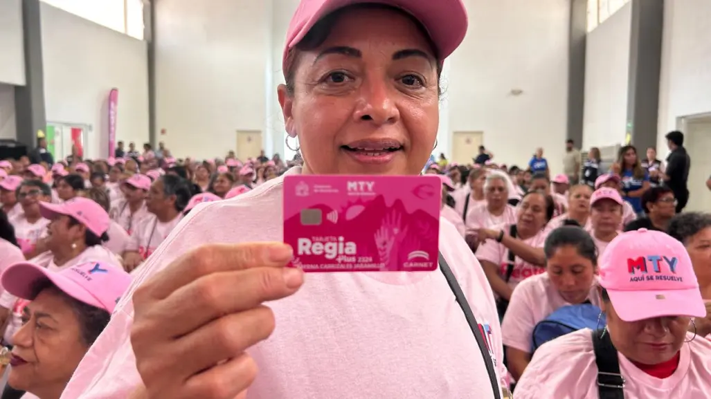 ¿Tienes la Tarjeta Regia Plus? Ya puedes pedir un crédito sin intereses en Monterrey