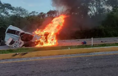 Accidente mortal en la Mérida-Campeche: taxi colectivo de Calkiní entre los involucrados