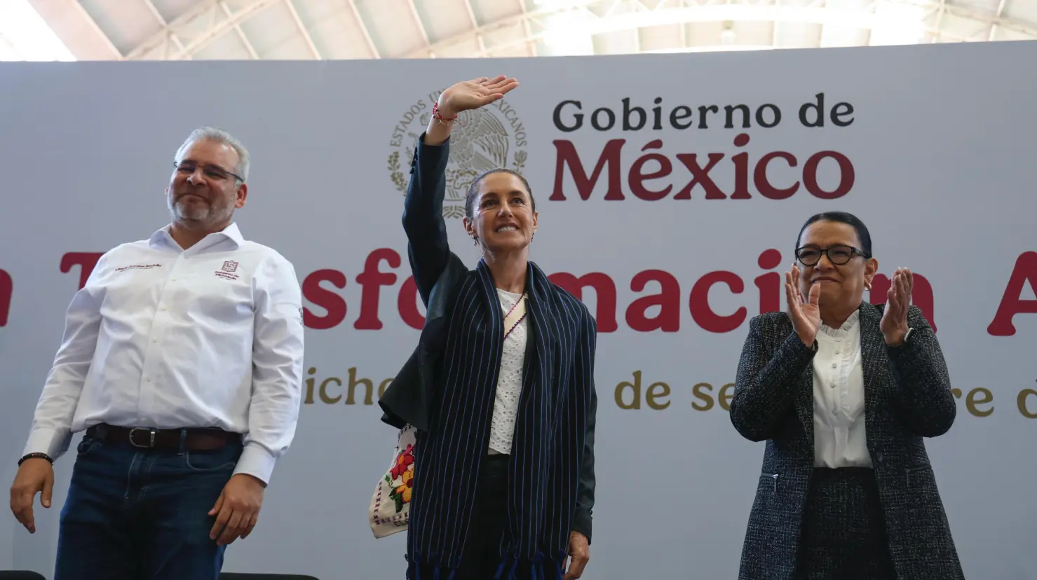 Claudia Sheinbaum destaca apoyo a pueblos purépechas durante informe en Michoacán. Foto: X (@Claudiashein)