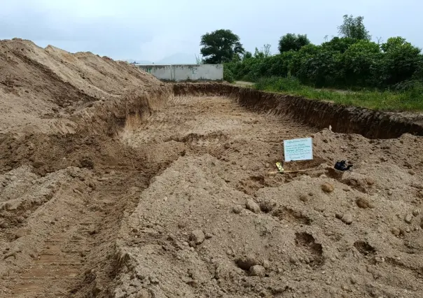 Suman 259 bolsas con restos humanos hallados en fosa clandestina de Zapopan
