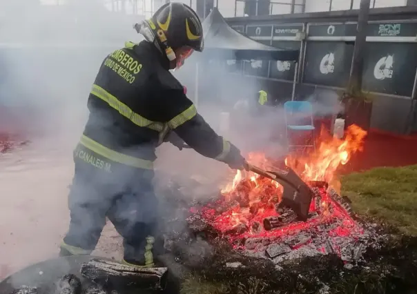 Incendio en Miguel Hidalgo: bomberos de la CDMX sofocan fuego en azotea de la colonia Anáhuac