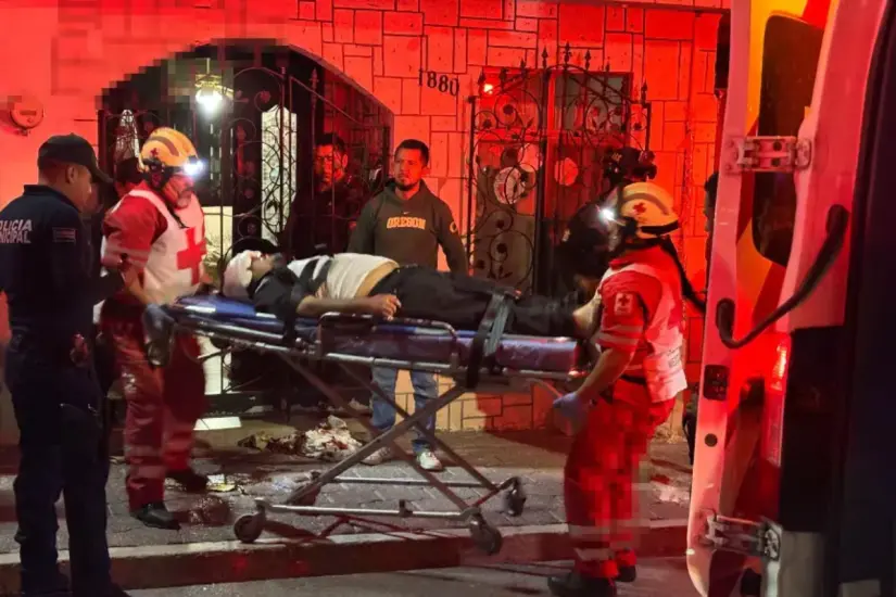  Elementos de la Policía Municipal, Estatal y del Grupo de Reacción Sureste llegaron al lugar, donde hallaron a Omar Alberto gravemente herido. Pese a ser trasladado de inmediato a una clínica del IMSS, el joven perdió la vida horas más tarde./ Foto: Redes Sociales 