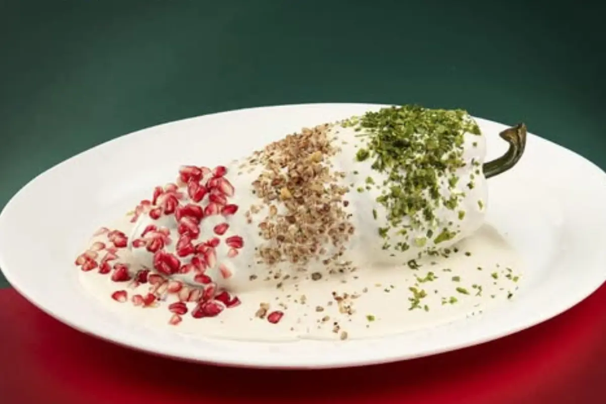 Platillo Chiles en Nogada, tradición mexicana | Foto: La Flor de México