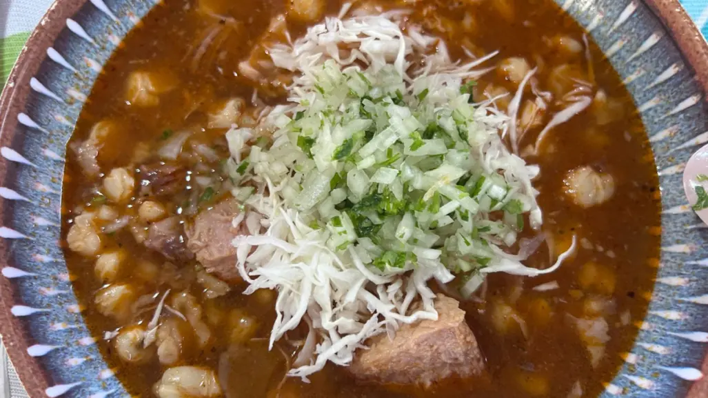 Esta es la receta del pozole sudcaliforniano que puedes preparar este 15 de septiembre