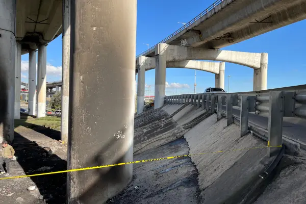 Víctimas de explosión en Iztapalapa reciben apoyos de 20 mil a 50 mil pesos del Gobierno CDMX
