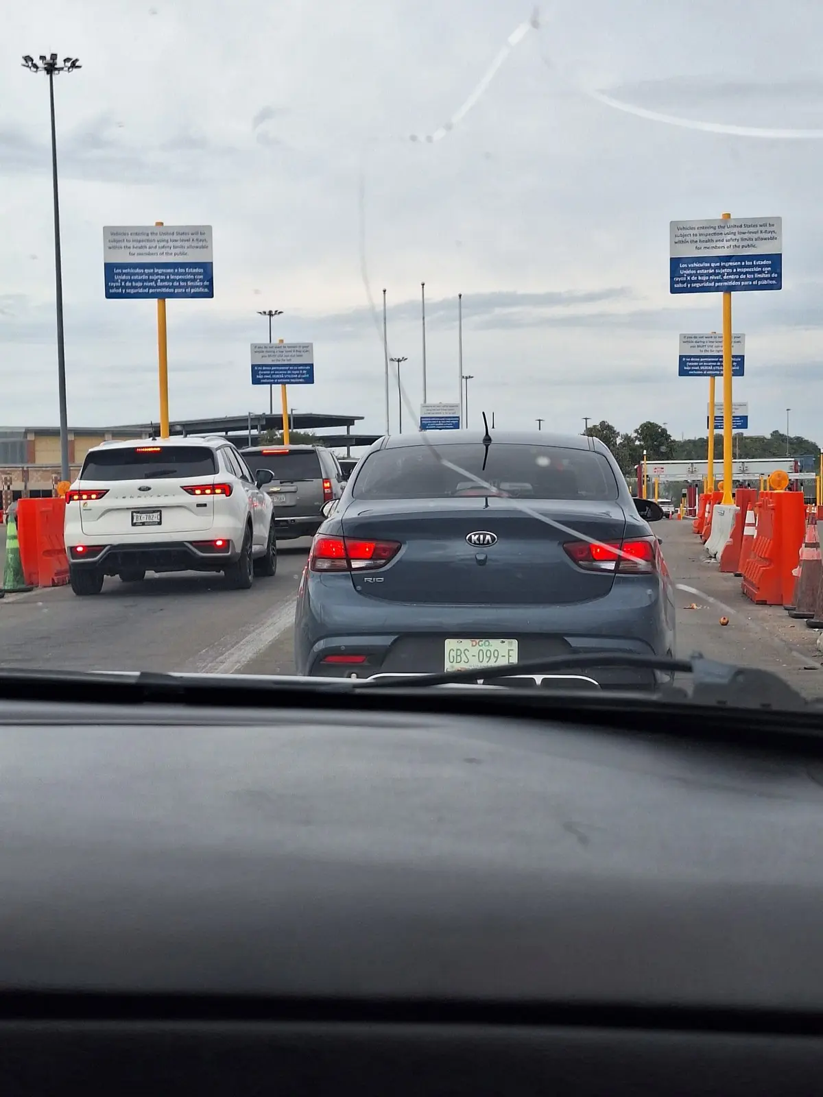 Así se observó el puentes internacional 2 en Piedras Negras rumbo a su cruce con EE. UU. / Foto: Gaby MQ
