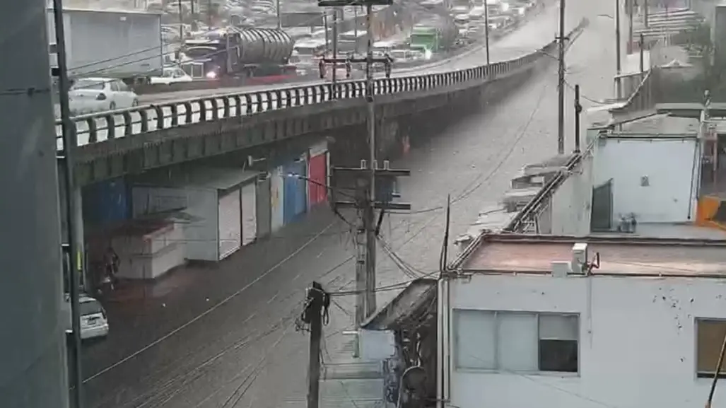 FOTOS | Lluvias en Edomex dejan a La Paz bajo el agua, cientos de afectados y caos vial