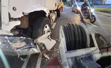 Tráiler impacta a pipa de gas en la colonia Doctores: no hay heridos