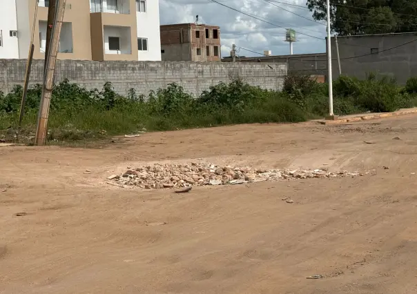La colonia de Durango que es utilizada como tiradero de escombro