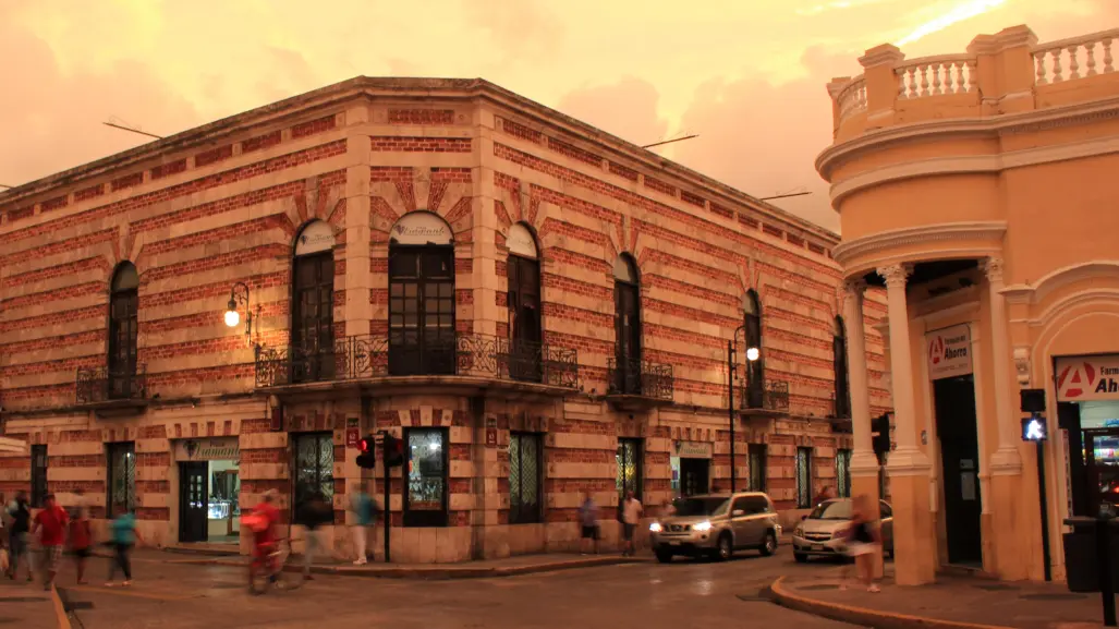 ¿Sabías que existe una plaza comercial en el centro histórico de Mérida?