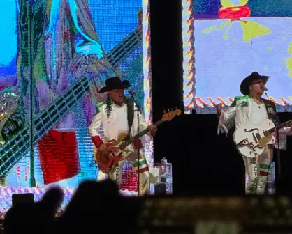 FOTOS | Disfrutan miles de duranguenses el concierto de Bronco en Durango