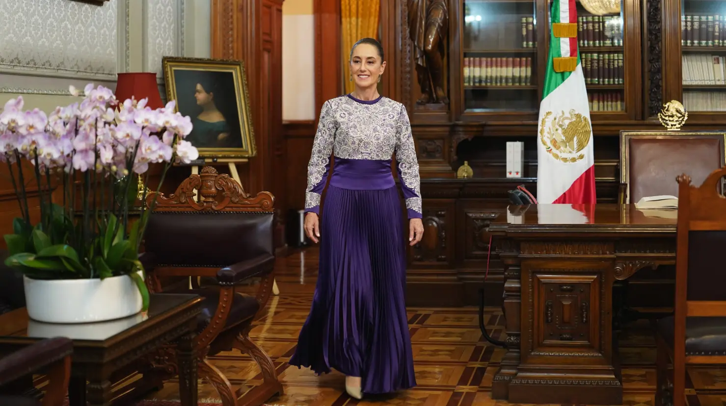 Claudia Sheinbaum ¿rinde homenaje al feminismo y a las artesanas en el Grito de Independencia?. Foto: Gobierno de México