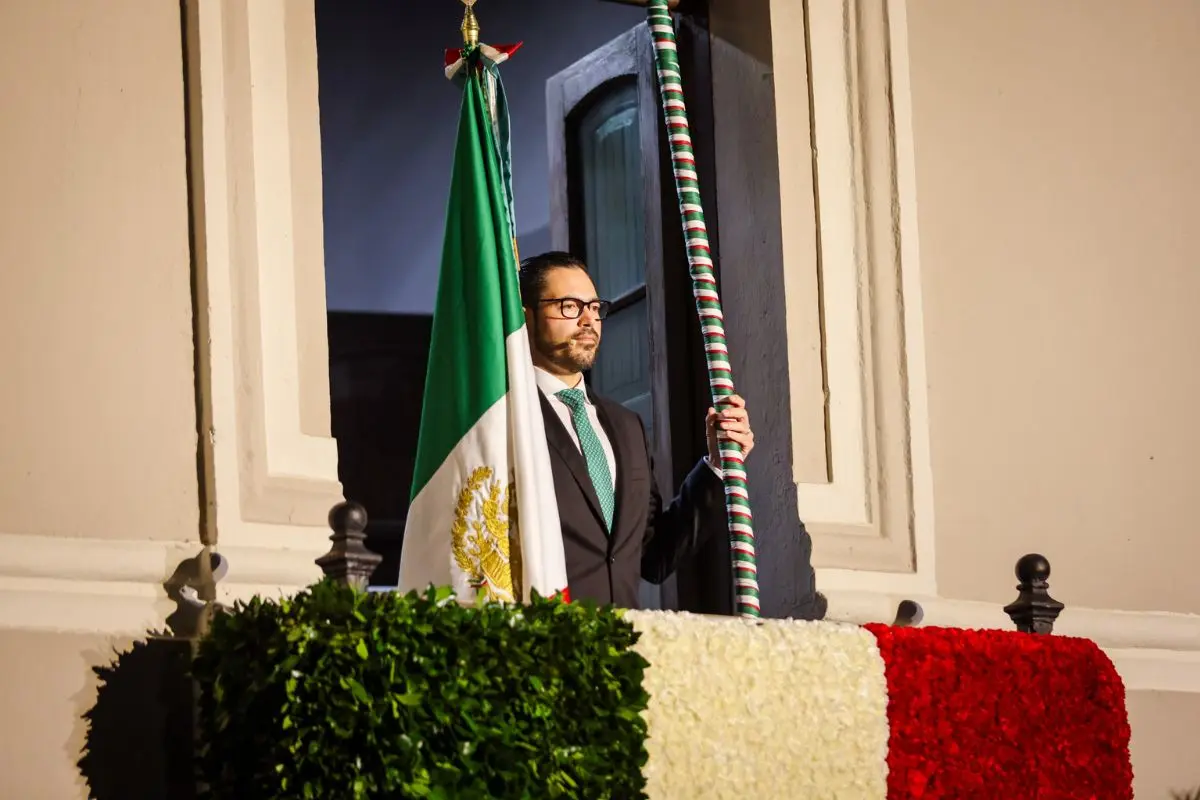 El municipio de Santiago vivió una noche llena de orgullo y tradición con la celebración del Grito de Independencia. Foto: Gobierno de Santiago