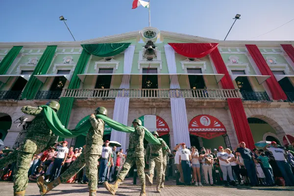 Crónica tricolor: así se vivió el desfile cívico-militar del 16 de septiembre en Mérida