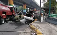 Incendio consume auto en calles de Álvaro Obregón; no hubo personas lesionadas