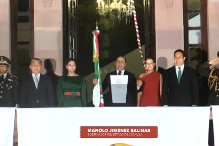 ¡Viva México! Así se vivió la ceremonia del 215 aniversario de la Independencia en Saltillo
