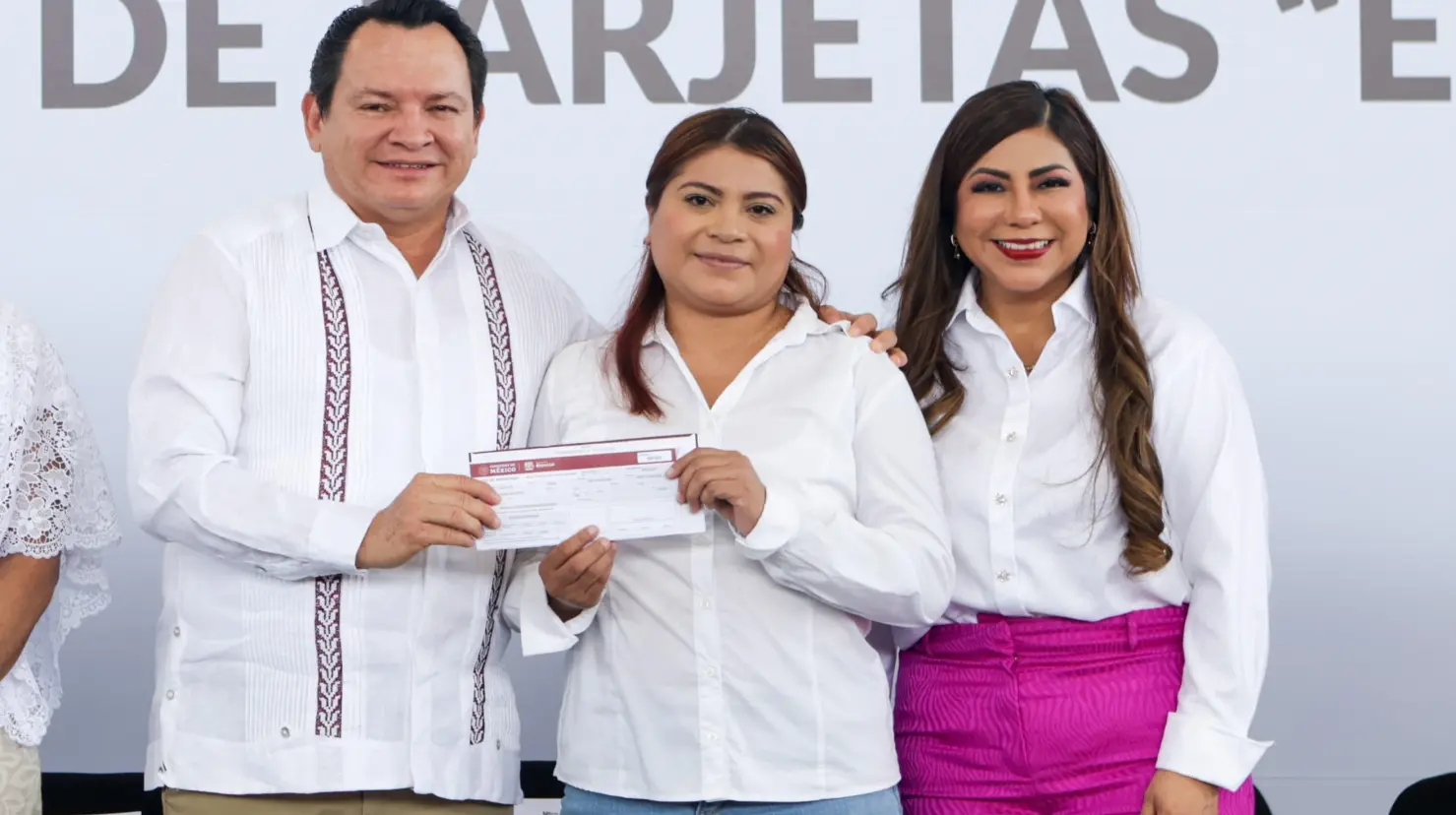 ¿Qué representa el programa Mujeres Renacimiento para las yucatecas?. Foto: HuachoDiazMena