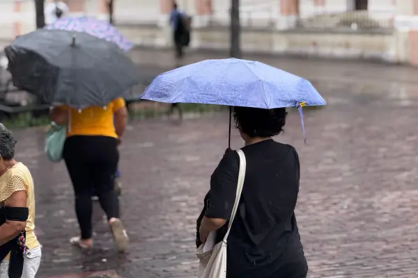 Se avecina la onda tropical número 33 a la Península de Yucatán