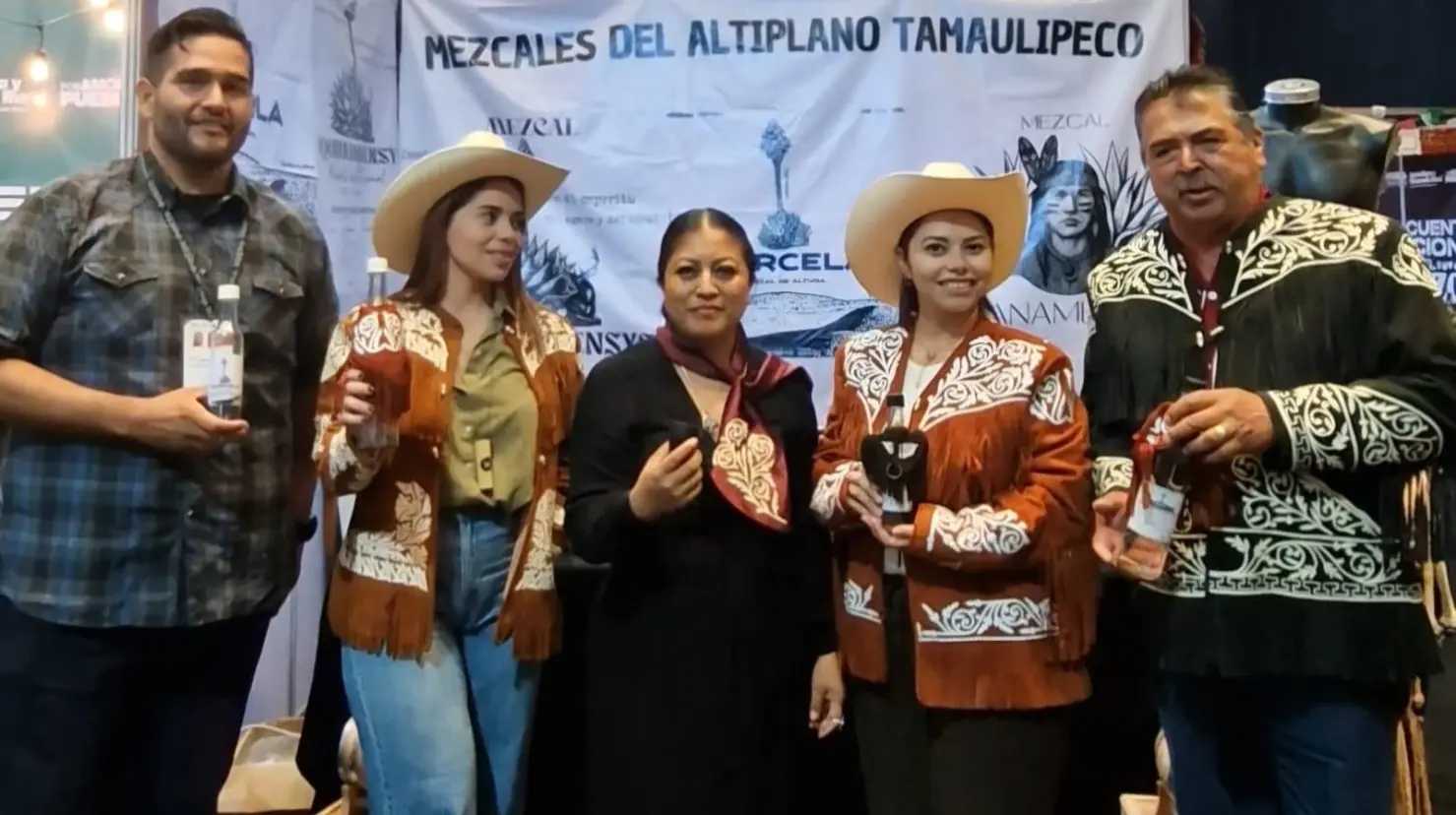 Descubre el reconocimiento a los productores de mezcal de Tamaulipas en el Encuentro Nacional de Mezcal Puebla 2025