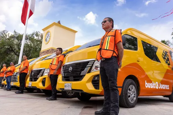 Félix Arratia lanza "Busito Juárez", transporte gratuito para estudiantes