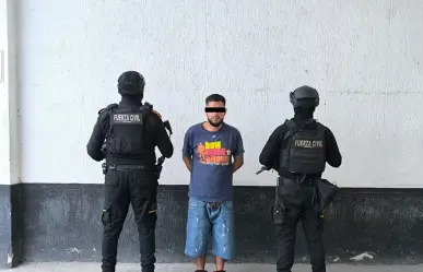 Fuerza Civil detiene a hombre armado en la colonia 1ro de junio en Monterrey