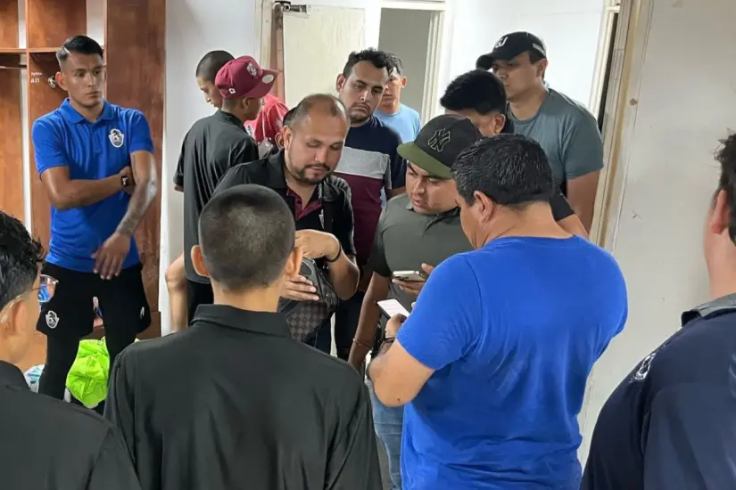 El robo se registró en los vestidores del equipo, presumiblemente durante el encuentro contra Jaguares de San Nicolás. Foto: Carlos García