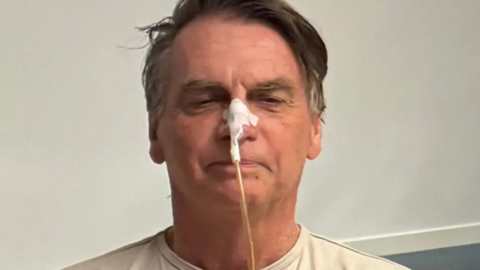 Jair Bolsonaro, expresidente de Brasil, es hospitalizado de emergencia tras presentar síntomas