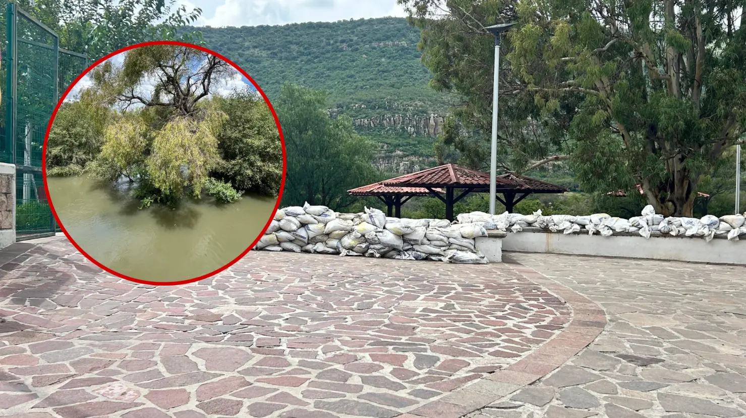 el derrame controlado que hasta ahora se mantiene en la presa Guadalupe Victoria sobre el Río Tunal no debería representar ningún riesgo para la población. Foto Alejandro Ávila.