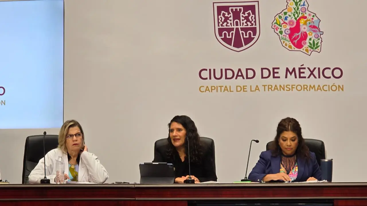 Autoridades de la CDMX en conferencia de prensa. Foto: Mario Flores