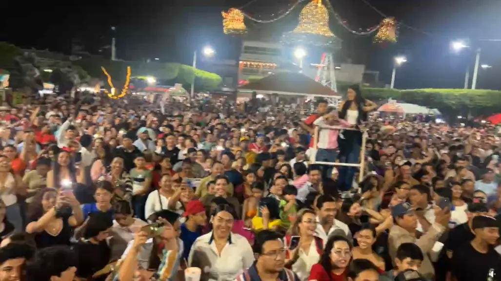 Lamentan mal uso de símbolos patrios en festejo de independencia en Chiapas