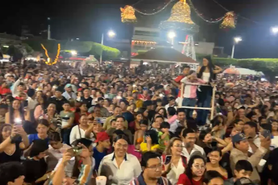 Lamentan mal uso de símbolos patrios en festejo de independencia en Chiapas