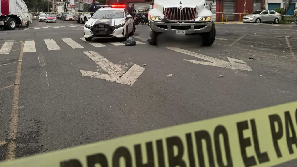 Muere adulta mayor arrollada en la colonia Doctores por camión recolector de basura de CDMX