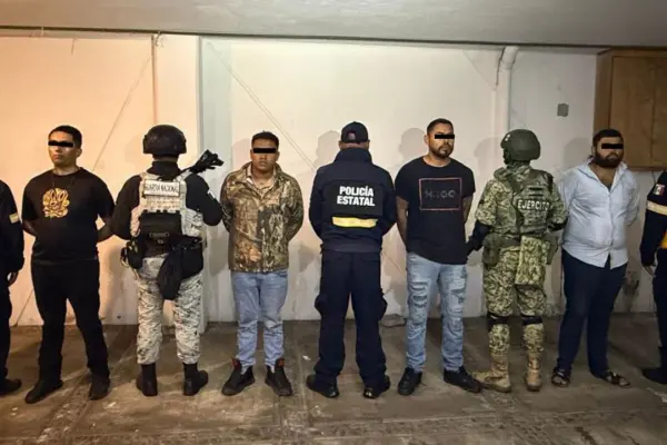 Detienen a cuatro presuntos integrantes del CJNG en Edomex con camionetas robadas de alta gama