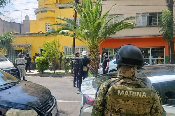 Fiscalía de CDMX asegura inmueble usado para robo de autopartes en Venustiano Carranza