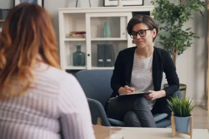 Burnout millennial en Nuevo León: ¿Dónde recibir ayuda gratuita y qué terapias existen? Burnout millennial en Nuevo León: ¿Dónde recibir ayuda gratuita y qué terapias existen?