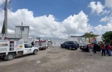 Protestan por maltratos en Puebla en la planta de la pipa que explotó en Iztapalapa