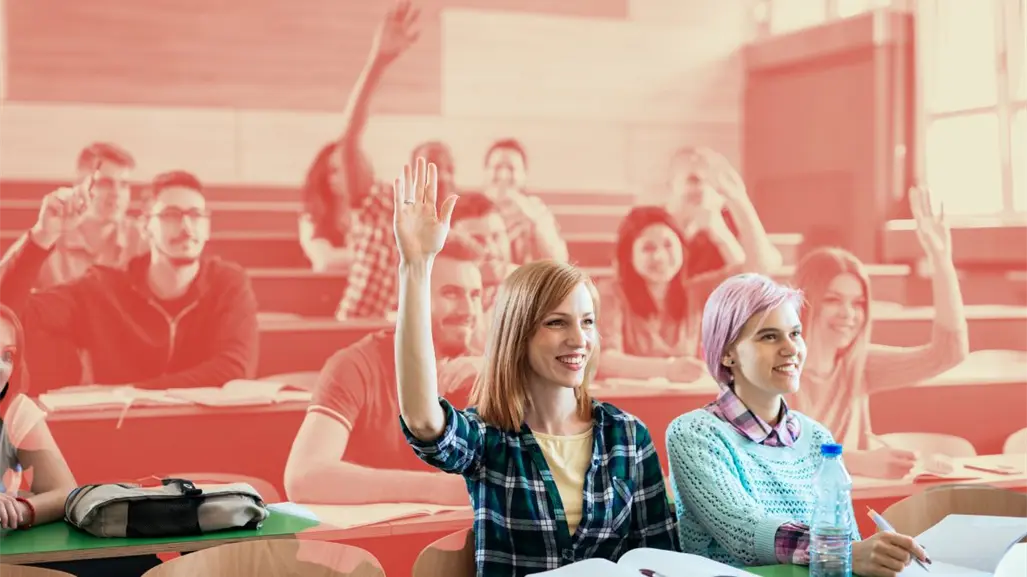 FACPYA acerca la educación internacional a estudiantes y profesionales en la Expo Universidades 2025