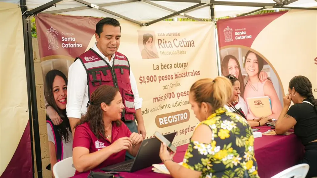 Jesús Nava impulsa la Beca Rita Cetina en Santa Catarina