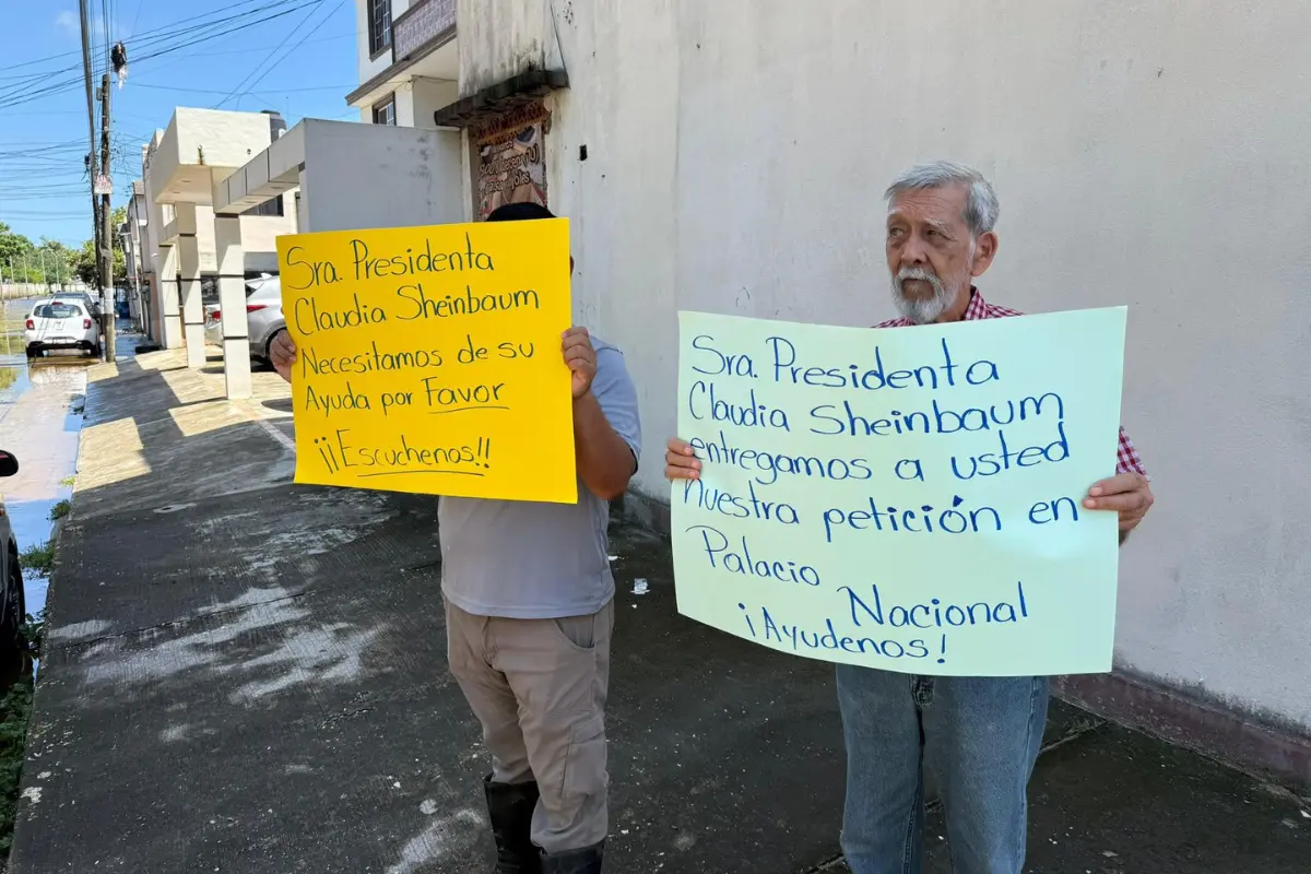 Los vecinos se manifestaron y recordaron que desde 2022 presentaron un acopio de firmas, respaldado por más de 200 familias, que fue entregado al Cabildo de Tampico junto con evidencia técnica y fotográfica. Foto: Protección Civil