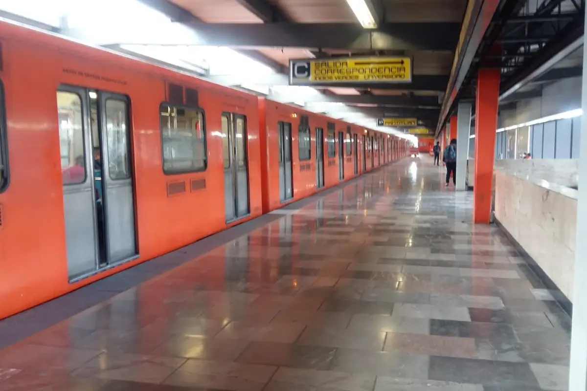 Metro La Raza. Foto: Maps Jopa