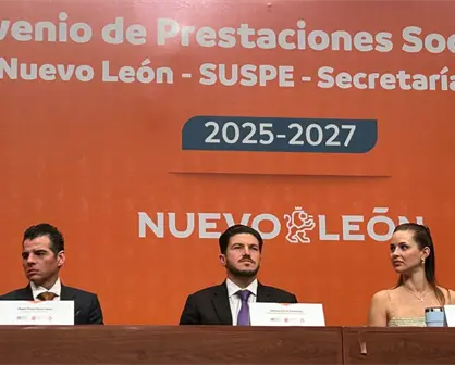 Samuel García firma convenio con SUSPE: cirugías, becas y seguro de vida mejorado