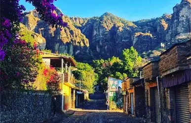 El Encanto de Tepoztlán: Entre el Tepozteco y sus Leyendas a dos horas de CDMX