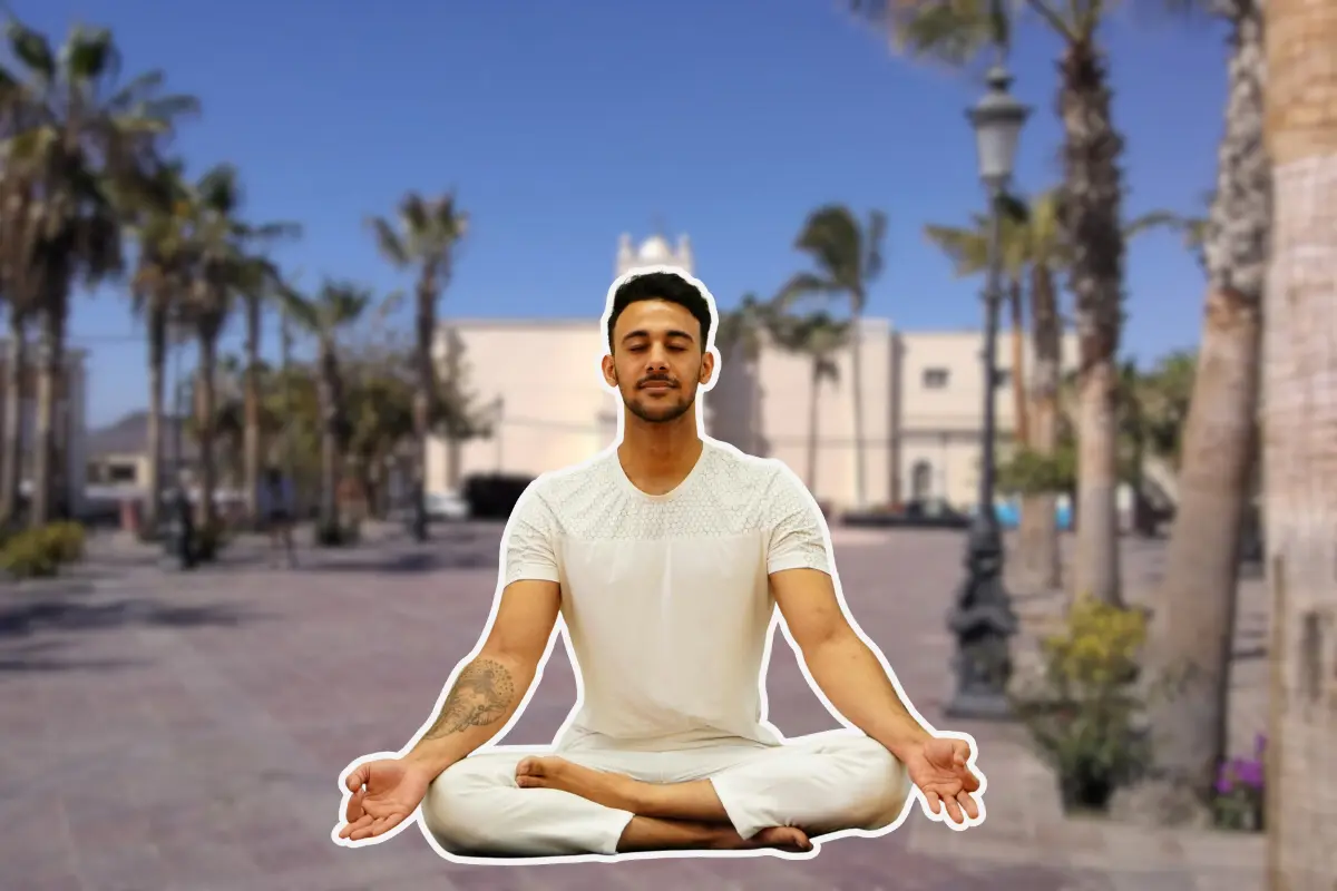 Del 31 de octubre al 2 de noviembre se realizará un gran evento de yoga y meditación en Todos Santos. Fotos: Modesto Peralta Delgado | Canva.