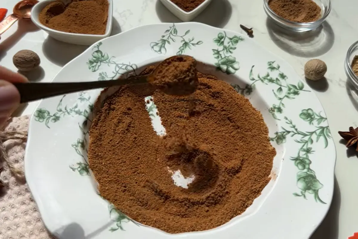 Dale sabor de otoño a tu café con esta receta de pumpkin spice, Foto: Captura de pantalla YT @DayiSweet