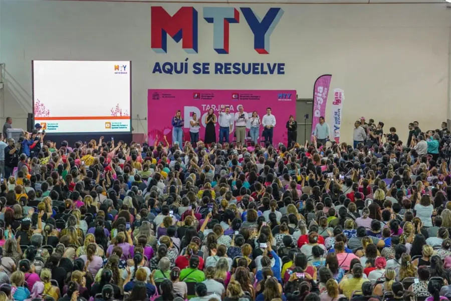 Tarjeta Regia Plus: 650 beneficiarias reciben recursos y servicios en Monterrey