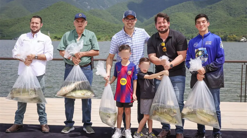 David de la Peña fortalece la pesca deportiva en Santiago con liberación de Lobina Negra