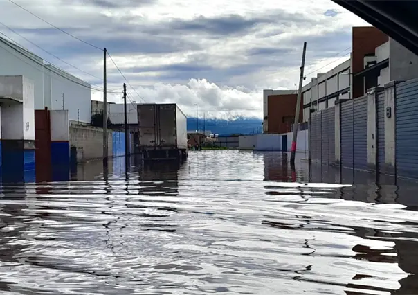 Intensas lluvias no dan tregua en Edomex: continúan inundaciones en comunidades de la entidad, activan refugios por afectaciones