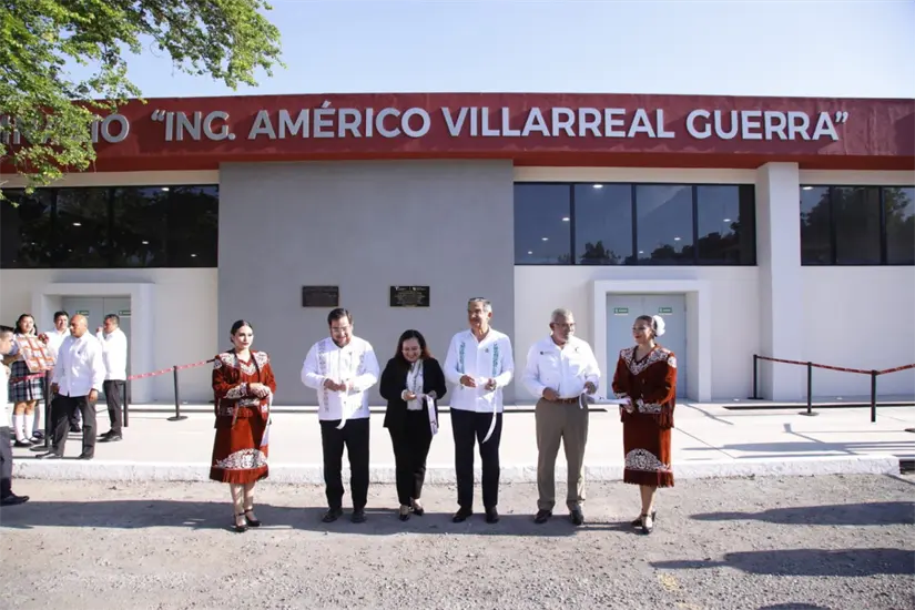Inauguración del gimnasio 