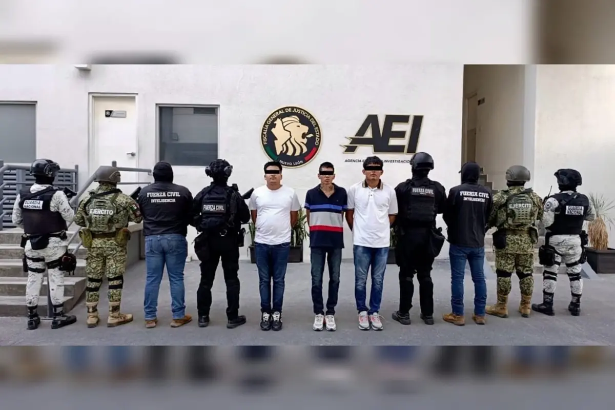 Autoridades de Fuerza Civil lograron la captura de tres jóvenes y un menor. Foto: Fuerza Civil